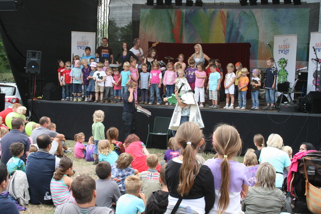 gal/2010/2010 Saitentwist Gruga Tag des Kindes 25.07. Stadtwerke Essen/2010 Saitentwist Gruga 25.07. Stadtwerke Essen (152).jpg